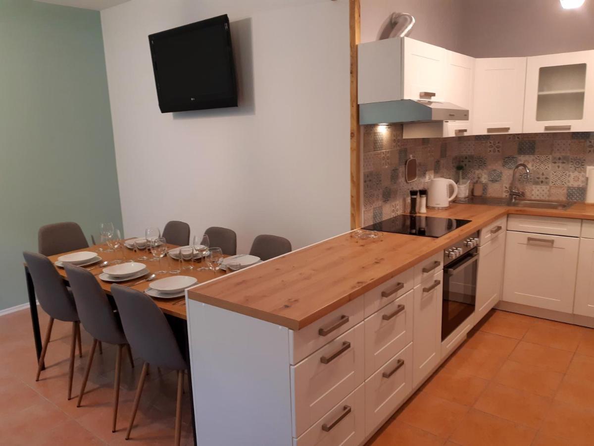 Socaland Apartmaji Екстер'єр фото